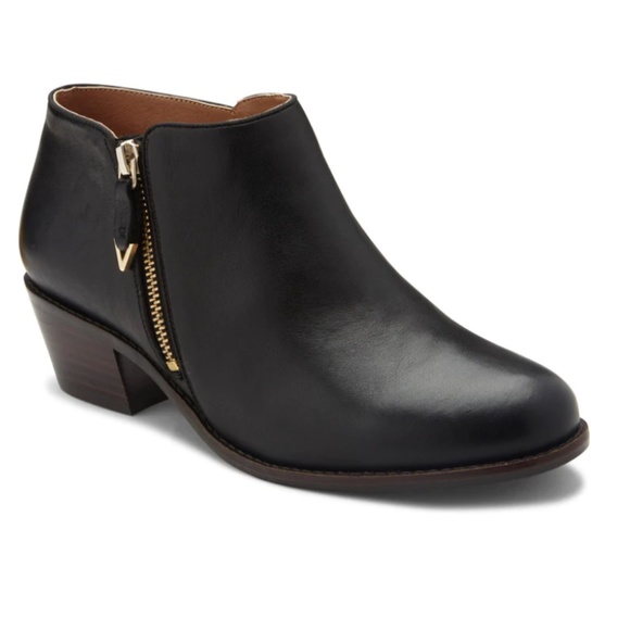 Vionic Shoes - Vionic Black Ankle Boot Jolene 10 Wide